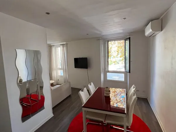 Location T2 / 40m2 Vallombrosa - 1100