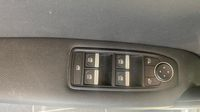 Renault Captur 1.6 E-Tech hybride 145ch Rive Gauche — photo 31