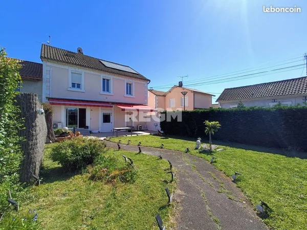Maison de ville 9 pièces 231 m²