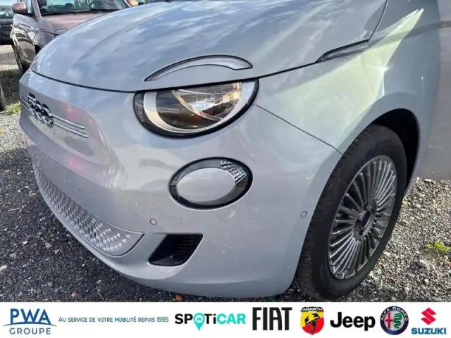 Fiat 500 e 118ch 42kwh icône garantie 8 ans constructeur — photo 13