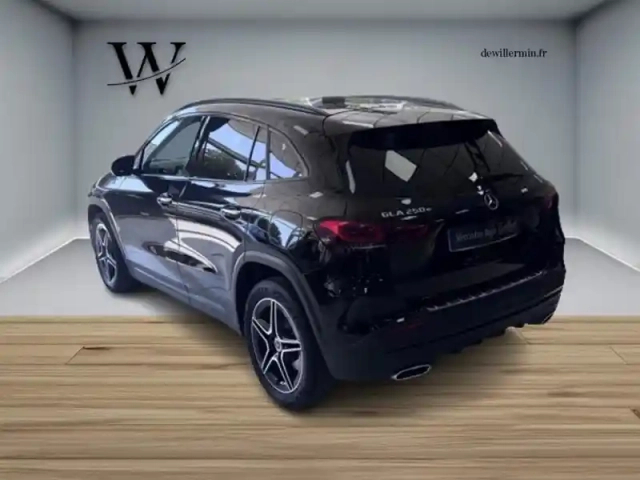 Mercedes Gla 250 e amg line — photo 3