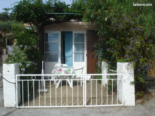 Location studio de 17 m2 (2 personnes) le lavandou