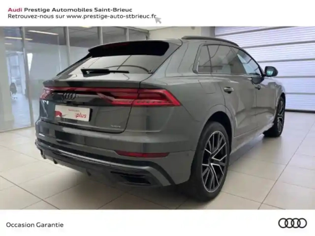 Audi Q8 55 tfsi e 381ch s line quattro tiptronic 8 — photo 4