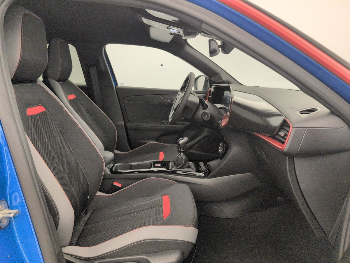 Opel Mokka — photo 9