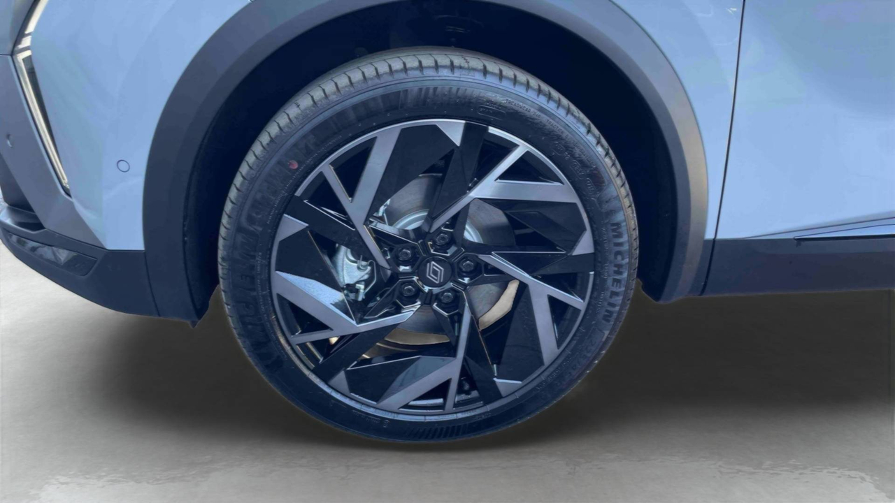 Renault Captur E-Tech full hybrid 160 ch — photo 11