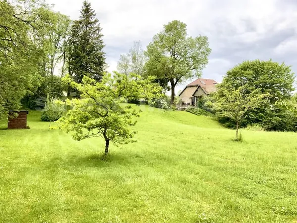 Maison - 8 pièce(s) - 240 m2