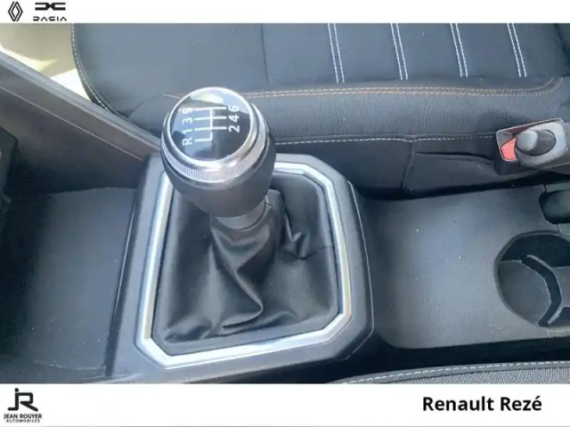 Dacia Sandero 1.0 tce 90ch stepway confort -22 — photo 6
