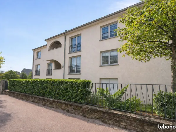 Studio 1 pièce 18 m²