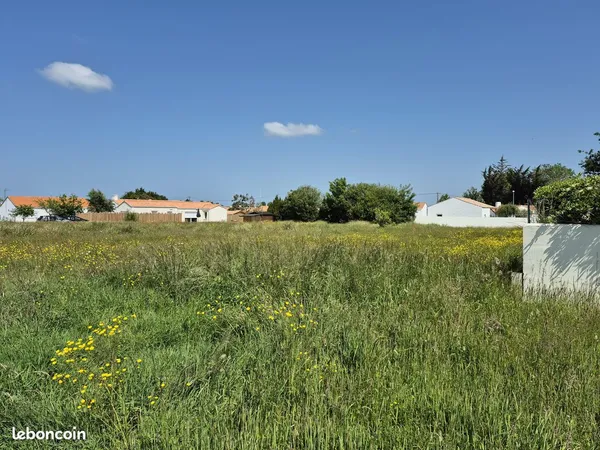 Vente | Terrain constructeur | 1500 m² | BEAUVOIR SUR MER