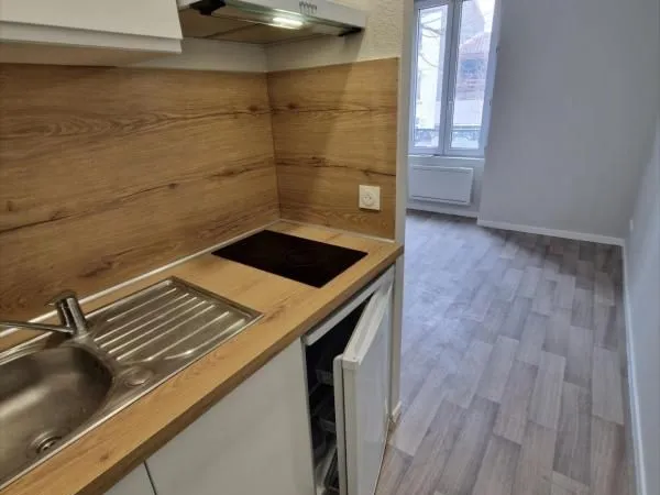 Studio 1 pièce 15 m²