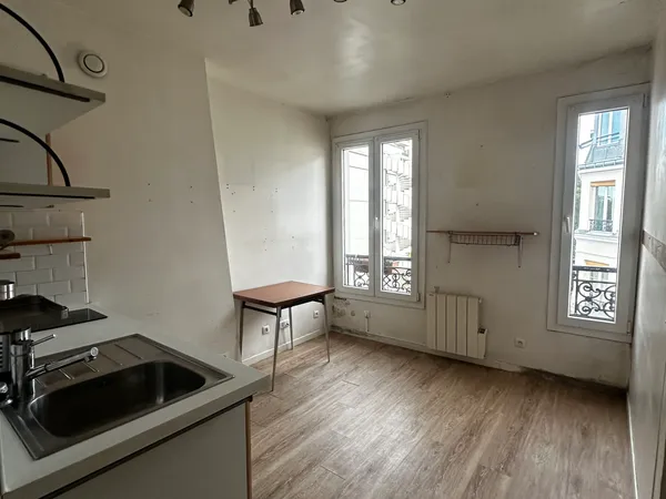 Location studio 17m2 ensoleillé