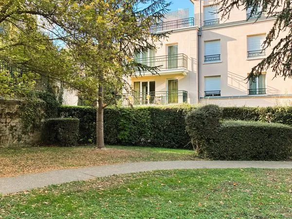Appartement 3 pièces 68 m² + box - Pontoise (95)