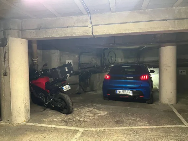 Parking 20 m²