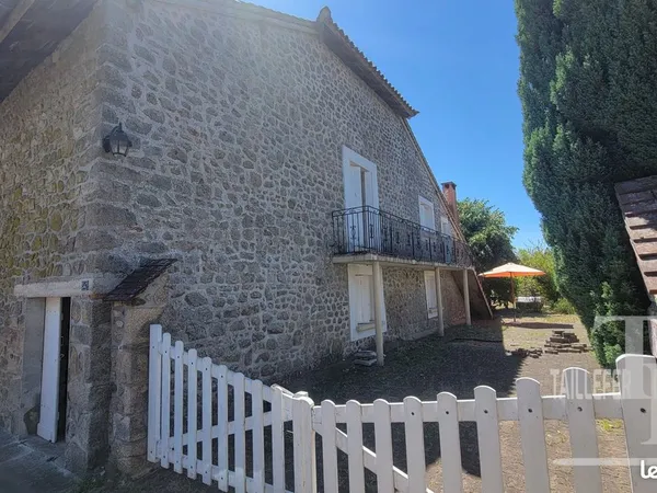 Propriété 7 pièces 107 m²