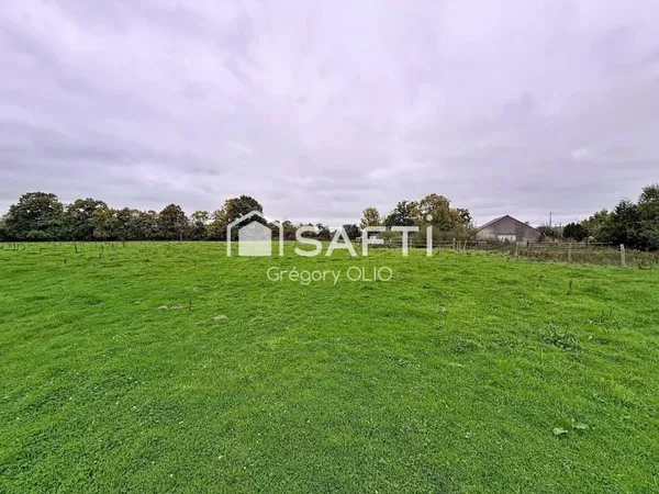 Herbage avec terrain constructible et divisible