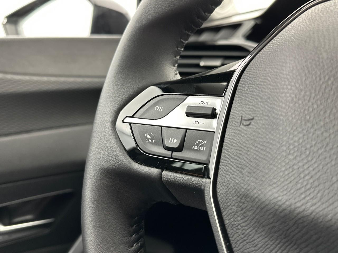 Peugeot 308 puretech 110ch s&s bvm6 active pack — photo 17