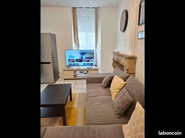 Location Duplex T3 Meublé 54 m² - VIENNE CENTRE (près de Lyon) - 880 CC/mois