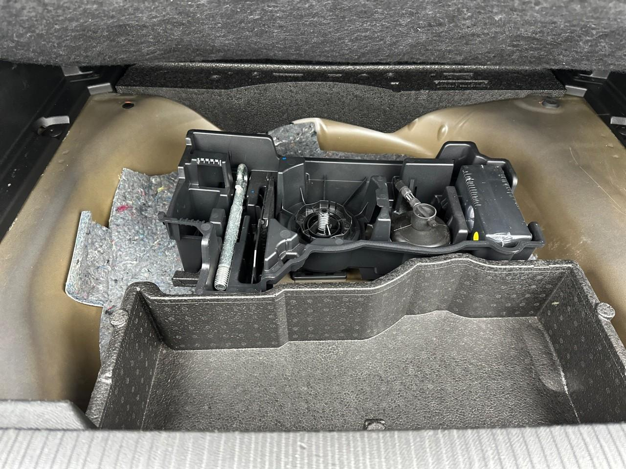 Peugeot 2008 puretech 130 s&s eat8 gt — photo 38
