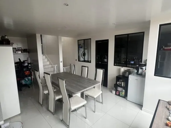 Appartement 5 pièces 96 m²