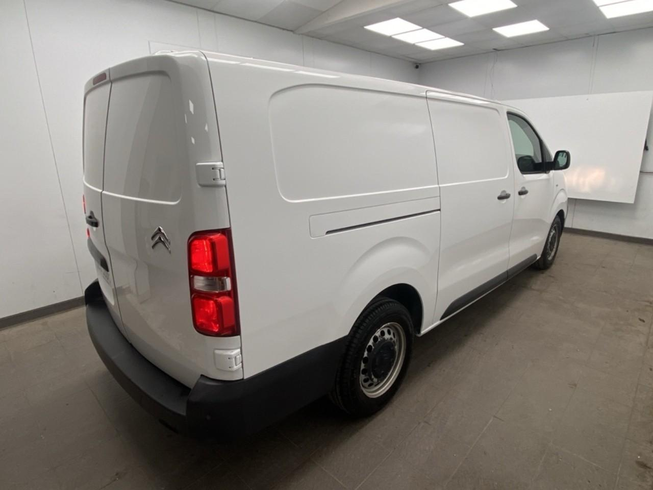 Citroën Jumpy fgn xl bluehdi 145 s&s bvm6 driver — photo 4