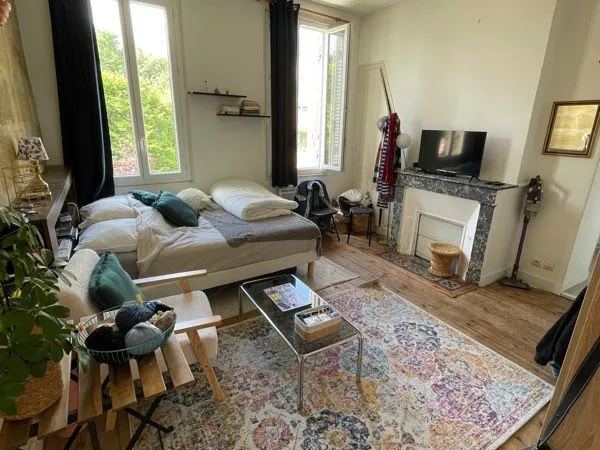 Studio meublé tout équipé - Bordeaux Quartier Saint-Seurin - Disponible immédiatement