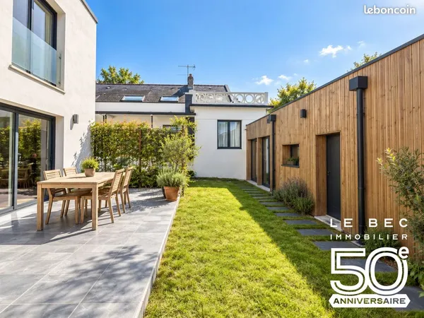 Propriété 10 pièces 217 m²