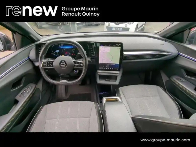 Renault Megane e-tech electric ev60 220ch techno optimum charge — photo 14