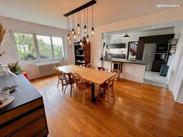 Chambre meublée 390 HC - Maison 215 m² + jardin - Gare 5 min
