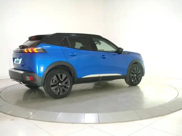 Peugeot 2008 puretech 155 s&amp;s eat8 — photo 8
