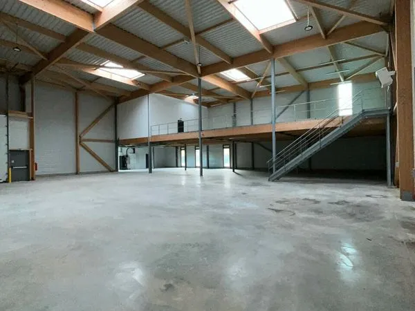 LOCAL D'ACTIVITE 4924 m² CHANTELOUP EN BRIE