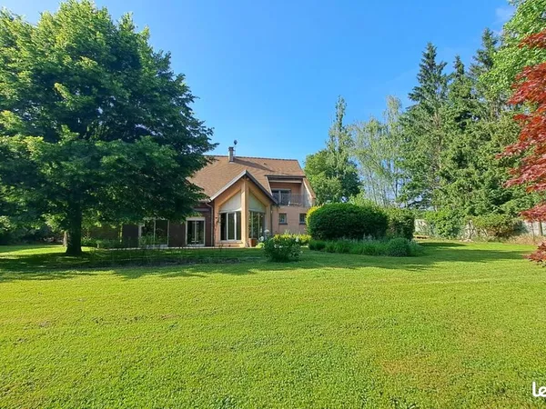 Maison 6 pièces 160 m²