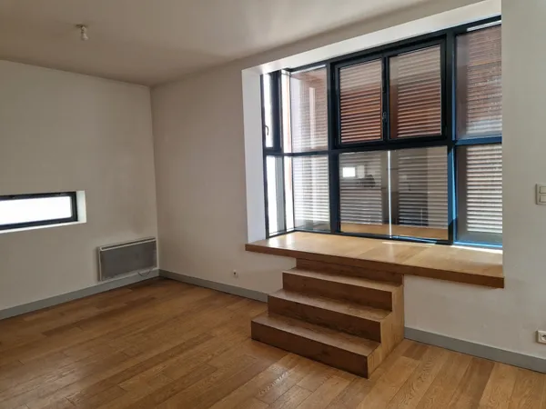 DUPLEX 65 M2