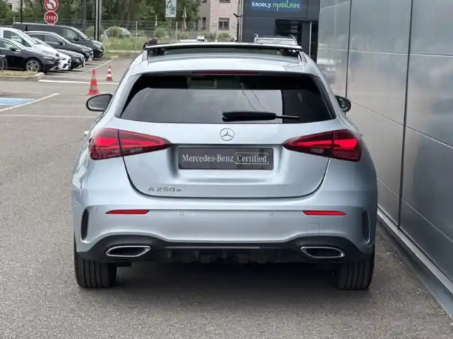 Mercedes Classe A 250 e hybrid eq amg line — photo 4