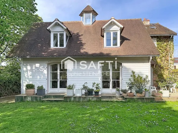Maison ancienne 192m² terrain de 800m² DPE D