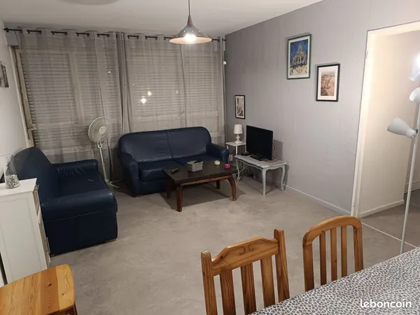 🏠 Colocation 2 chambres meublées - Thionville Centre - Gare 3 min | 2-Bedroom Furnished Shared Apart