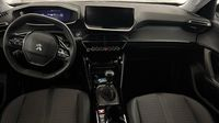 Peugeot 2008 1.2 PureTech 130ch S&S Allure — photo 11