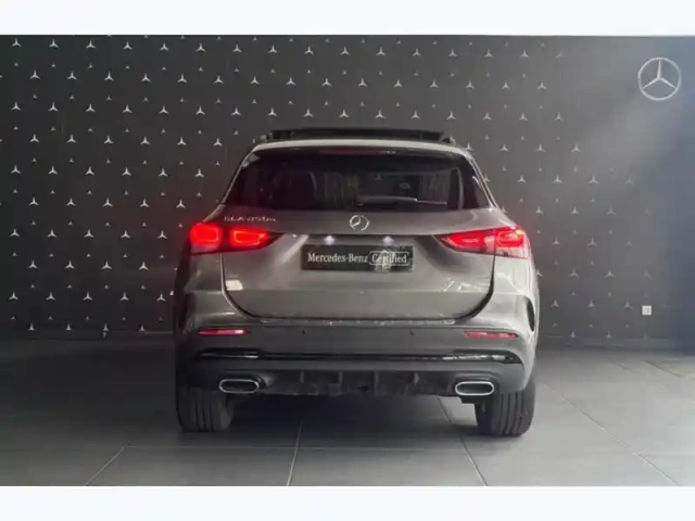Mercedes Gla 250 e amg line — photo 45
