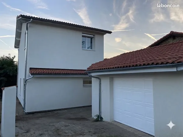 Maison 5 pièces 131 m2 entièrement rénovée