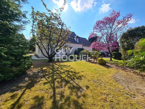 Maison Familiale, secteur forestier aux portes de Lacroix St Ouen