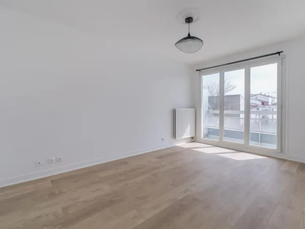 STUDIO - BAGNOLET