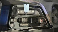 Peugeot 3008 Plug-in Hybrid 225ch Allure Pack e-EAT8 — photo 17
