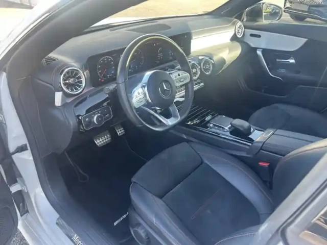 Mercedes Cla 200 d coupé amg line — photo 14