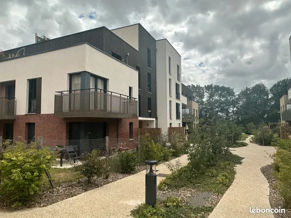 Studio 30m2 + grande terrasse