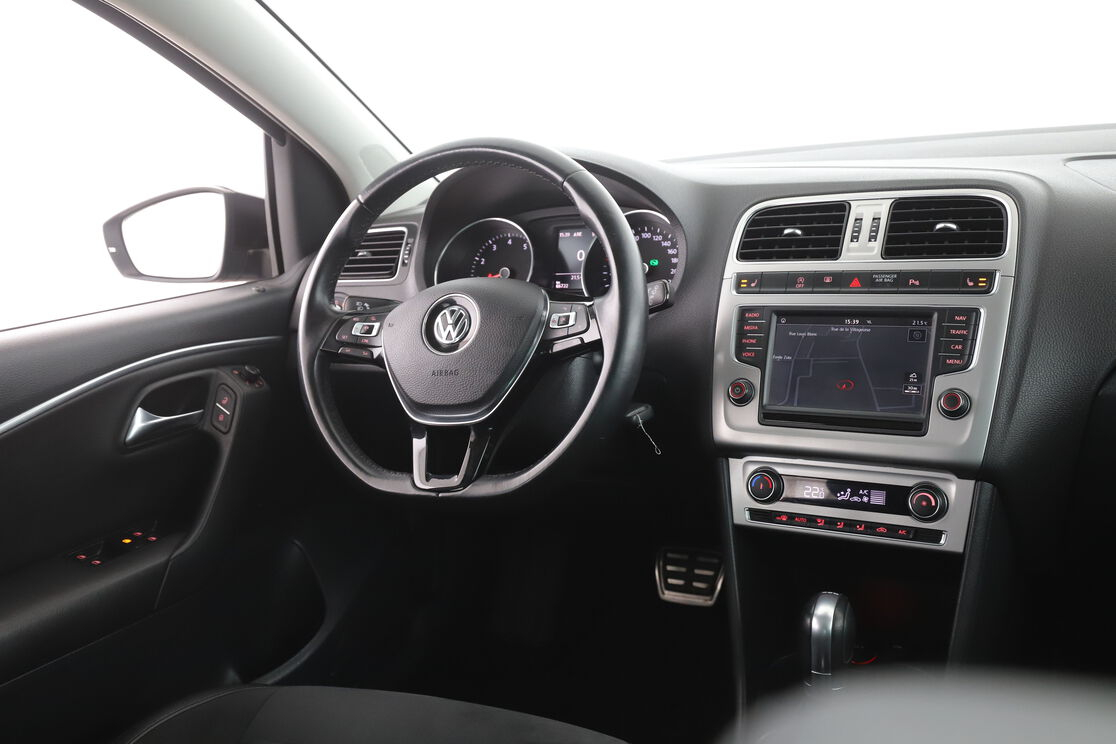 Volkswagen Polo 1.2 TSI BlueMotion Tech Carat DSG7 — photo 12
