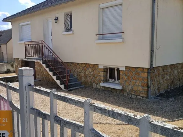 à Romorantin (41200) pavillon