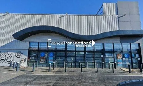 Local commercial 430 m²