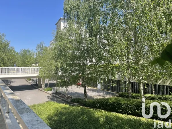 Parking 12 m²