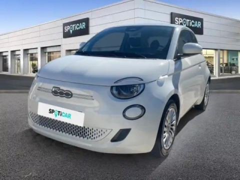 Fiat 500 e 95ch action