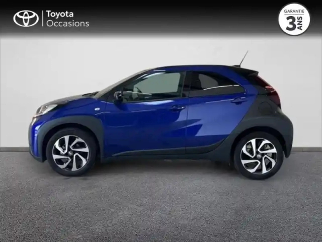 Toyota Aygo X 1.0 vvt-i 72ch design my24 — photo 3