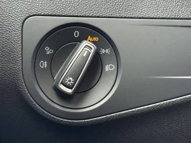 Volkswagen Tiguan 2.0 tdi 150ch dsg7 — photo 27
